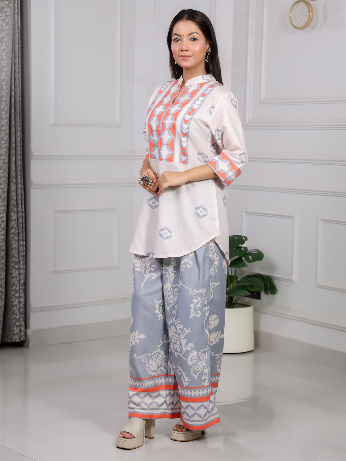 Shakun Peach Grey Digital Cordset