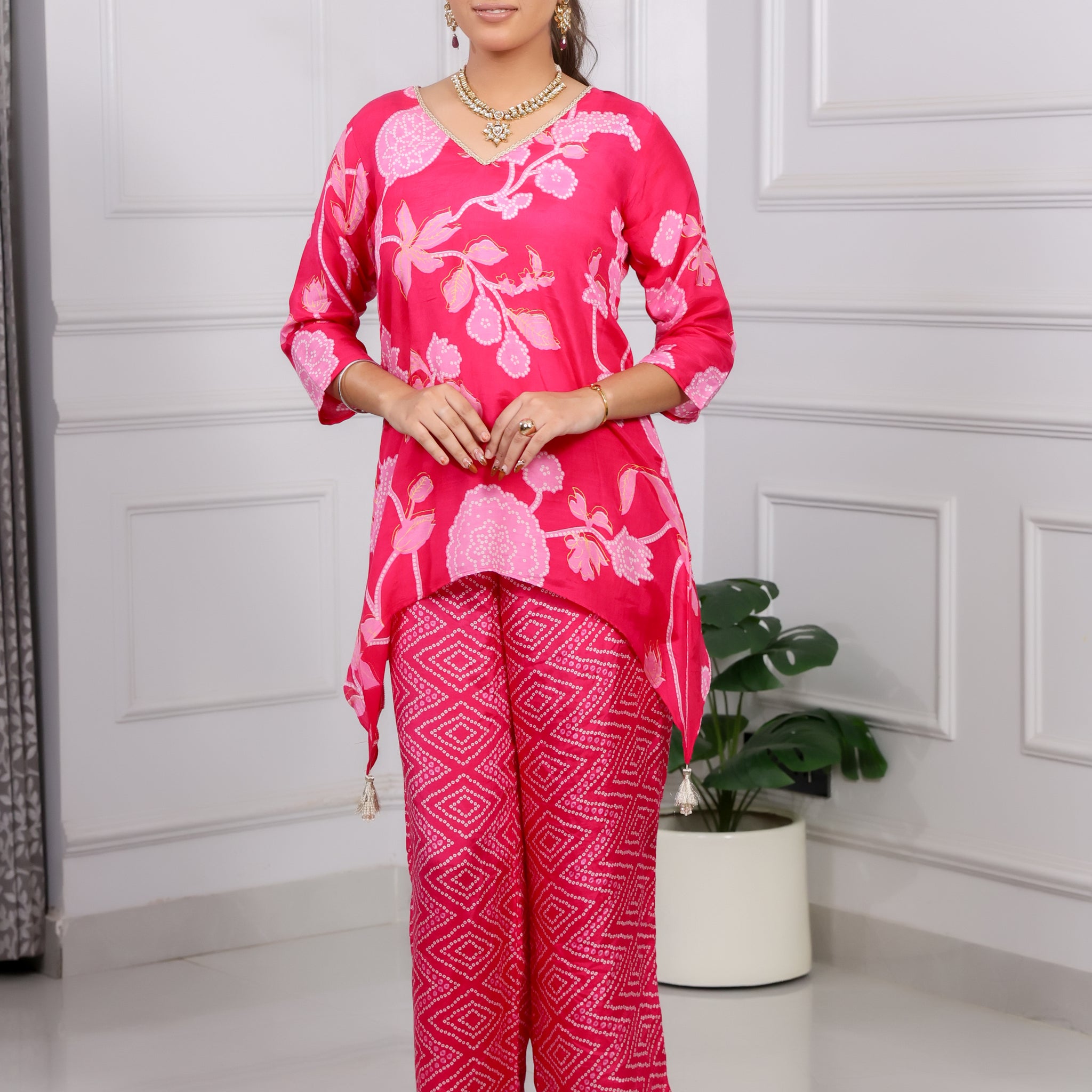 Shakun Rani Bandhani Kurti set